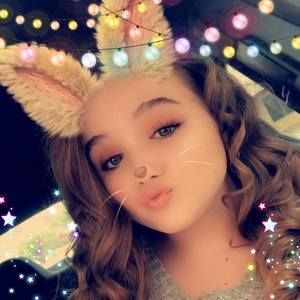 Meet your Posher, Ciara